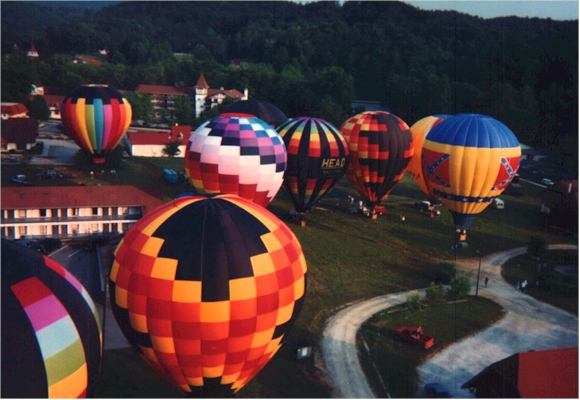 race1.jpg (146831 Byte)